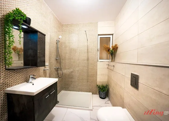 A Stylishly Chic Apartment *