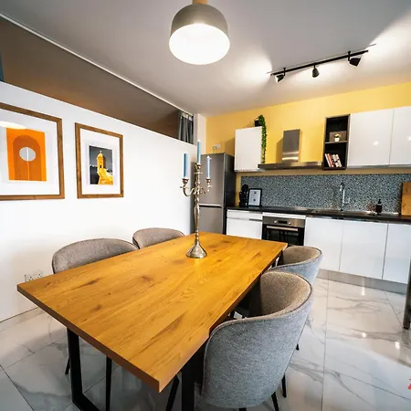 A Stylishly Chic With Sofa Bed - A12 Apartamento St. Paul's Bay