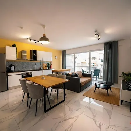 Apartament A Stylish St Paul's With Views St Paul's Bay